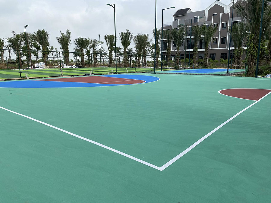 Thi c&ocirc;ng s&acirc;n b&oacute;ng rổ, b&oacute;ng chuyền, Pickleball KĐT Ecopark