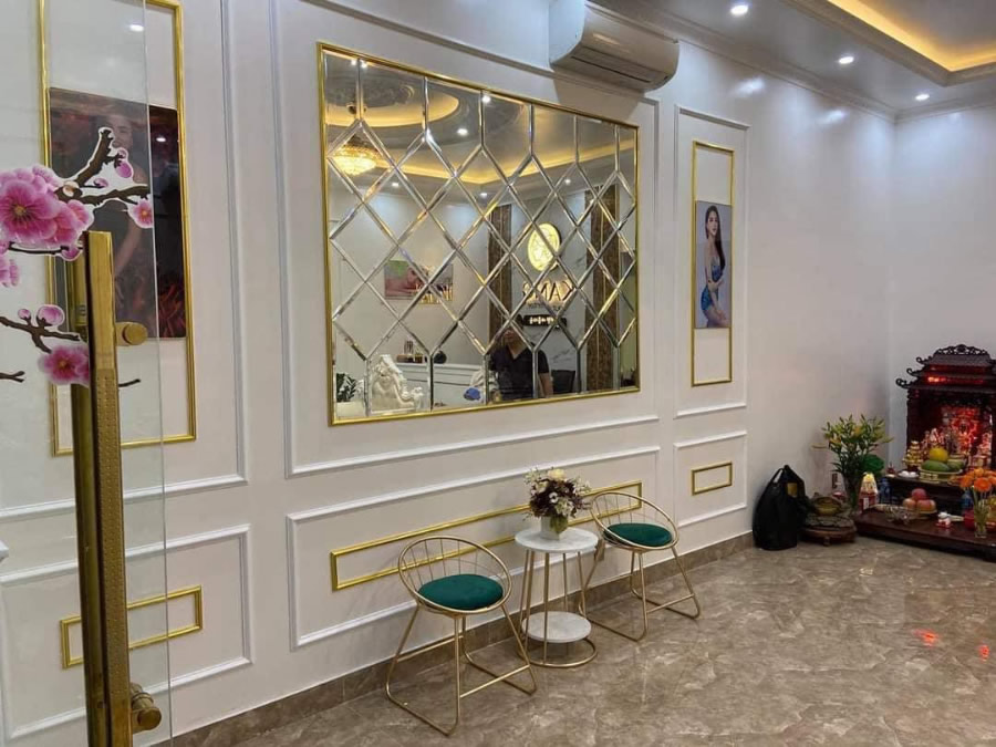 Thi c&ocirc;ng nội thất ở Vinh gương nghệ thuật