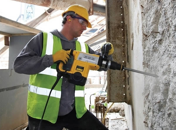 Khoan cắt b&ecirc; t&ocirc;ng khoan r&uacute;t l&otilde;i tại Vinh Nghệ An