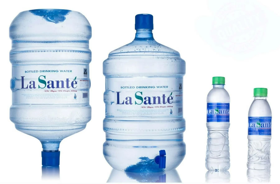 Nước kho&aacute;ng ion kiềm LaSant&eacute;