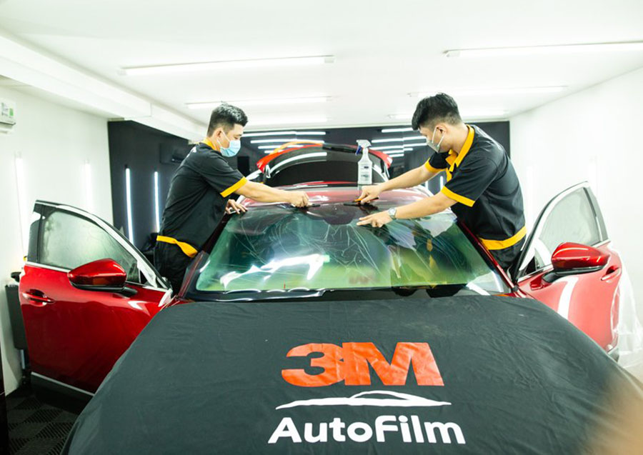 D&aacute;n phim decal c&aacute;ch nhiệt &ocirc; t&ocirc; tại Vinh Nghệ An