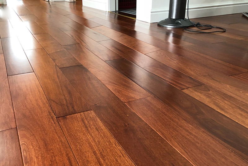 S&agrave;n gỗ tự nhi&ecirc;n c&ocirc;ng nghiệp Vinh Nghệ An