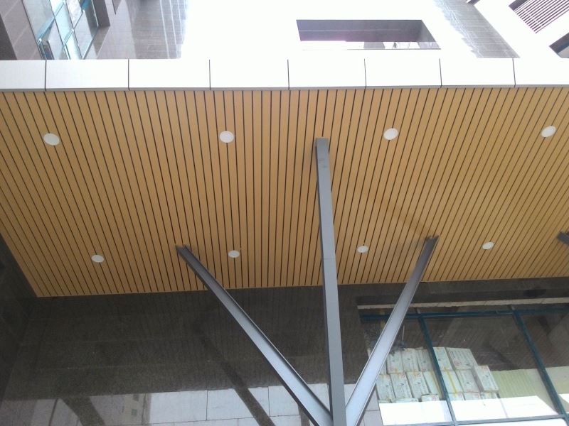 ỨNG DỤNG TRẦN NH&Ocirc;M B-SHAPED